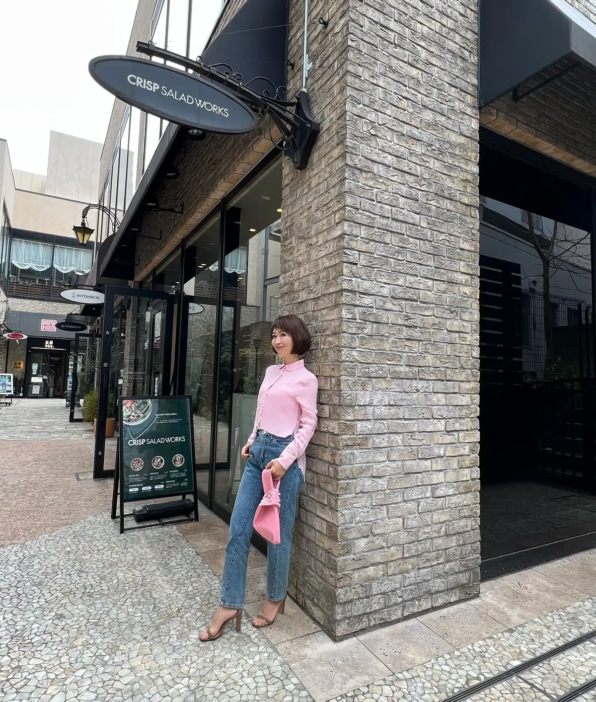 大人の綺麗目デニムスタイル　2選の画像_4