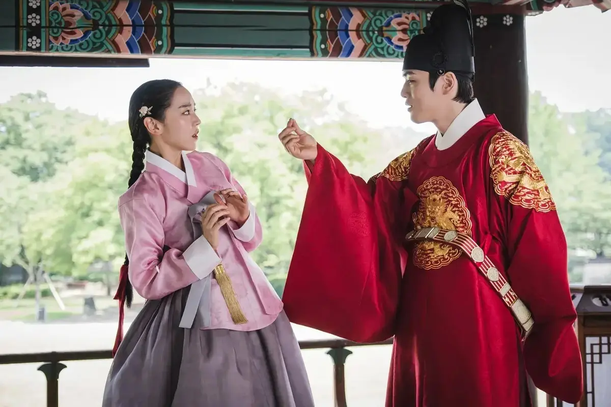 哲仁王后 ～俺がクイーン!?～