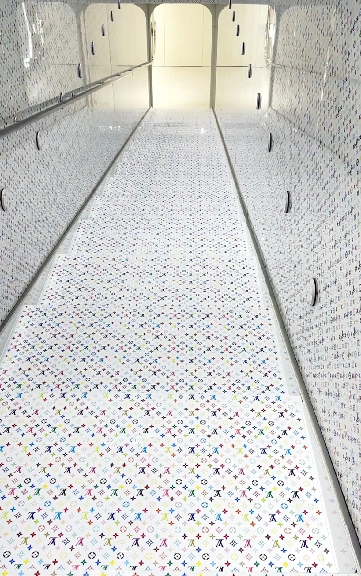 20年ぶりのコラボ！LOUIS VUITの画像_17