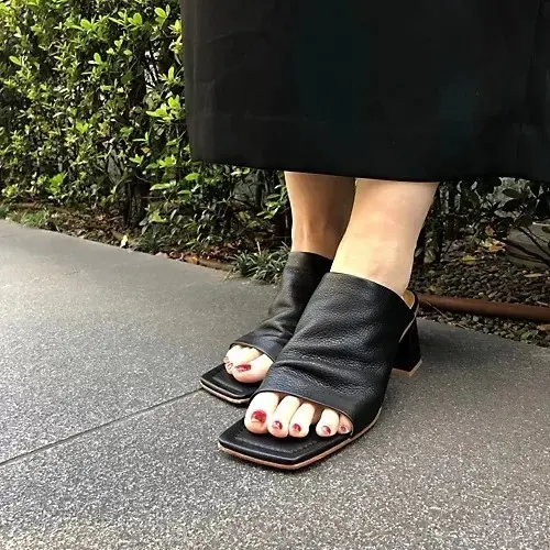 【50代に似合う洗練サンダル15選】このの画像_13