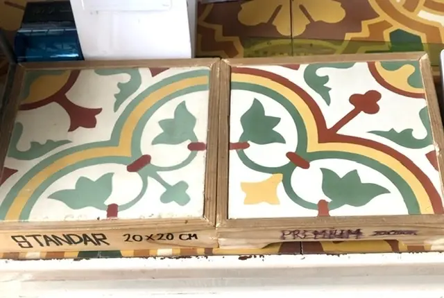 セメントタイル　２種