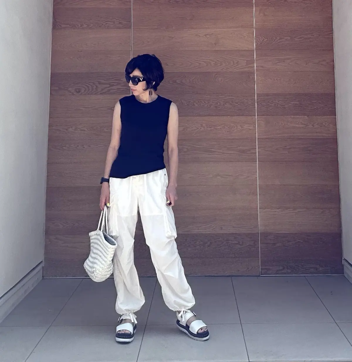 Spick and Spanのホワイトパラシュートパンツ。