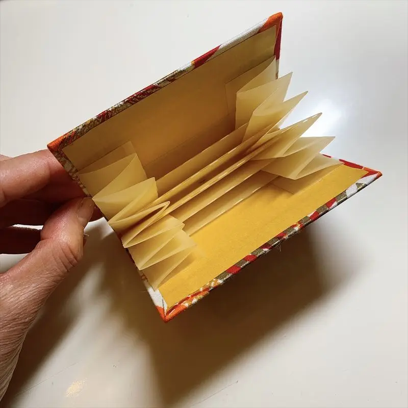 これからの季節に合うガーナファブリック♪の画像_3