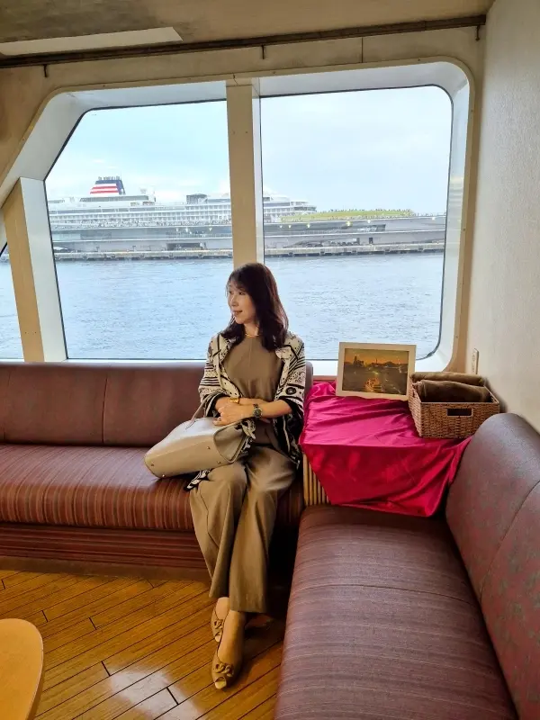 横浜開港記念日クルージング：豪華ディナーの画像_5