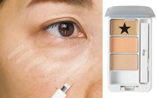 目じりから目頭へ濃いベージュを斜線入れ