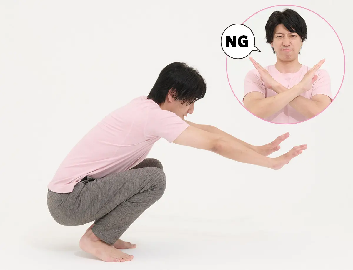 OurAge×Webエクラ　かかとがつかず、ふらついたり、後ろに倒れてしまったりする人は、足首が硬く、ふくらはぎの筋肉もまったく使えていない可能性が大。