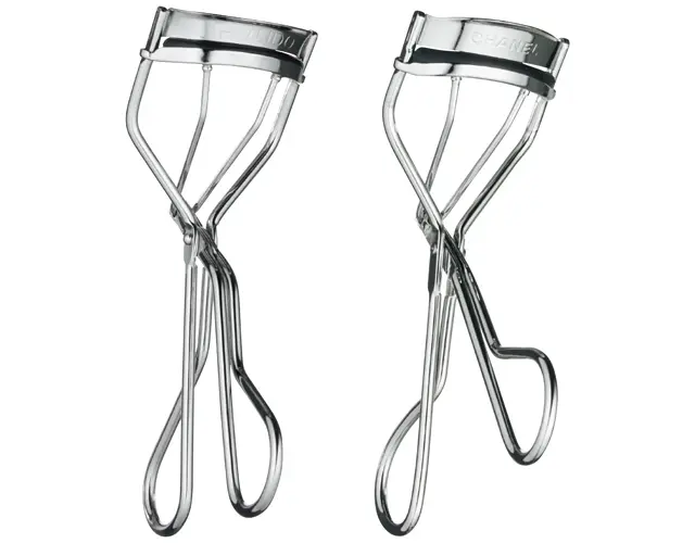 《Point1》ビューラーを目の形に合わせて選ぶ【たるみ二重】