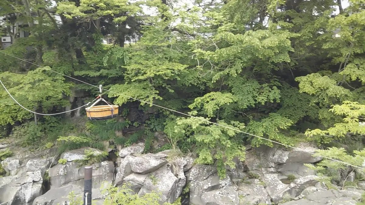 空飛ぶだんご「郭公（カッコウ）だんご」