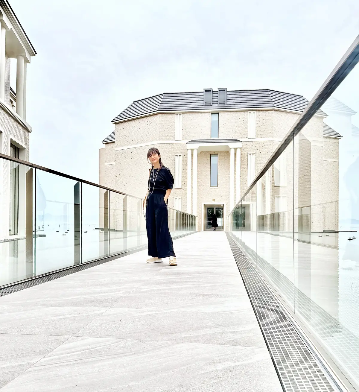  Blackワイドパンツで琵琶湖リゾートの画像_2