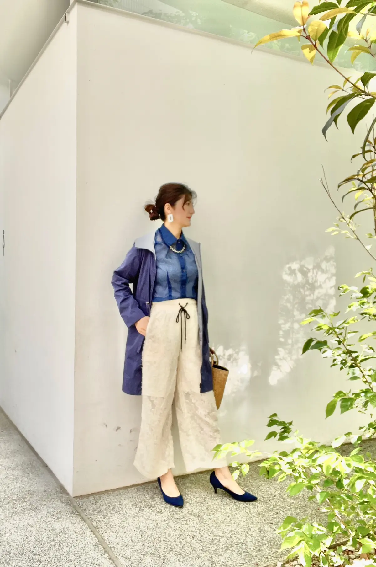 トレンドの透け感コーデで春のお出かけの画像_3