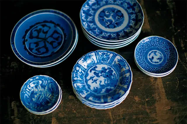 絵柄は表だけでなく裏も必ずチェック