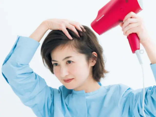 10:0の割合で左右にブロー