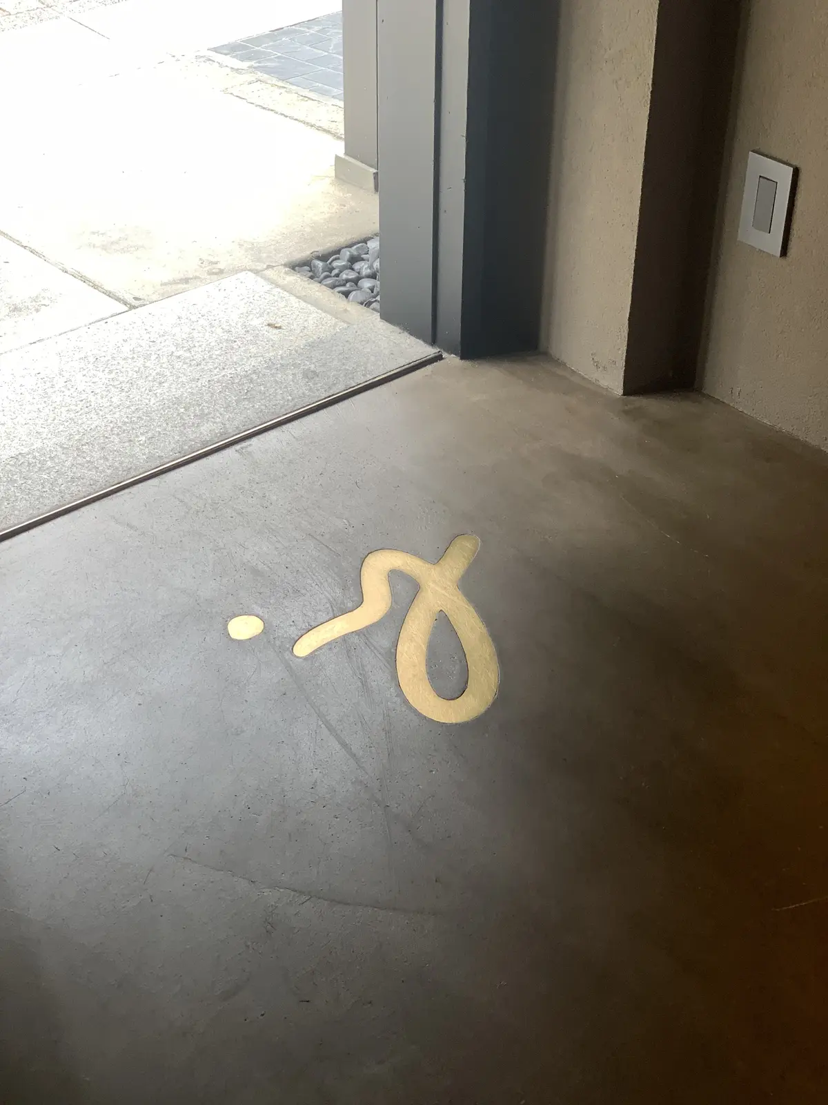 アニエスベーカフェ祇園　アニエスベー祇園　アクセス