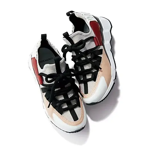 【50代に似合う春のピンク小物】肌もトーの画像_2