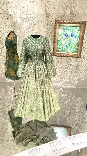 クリスチャンディオール　ドレス