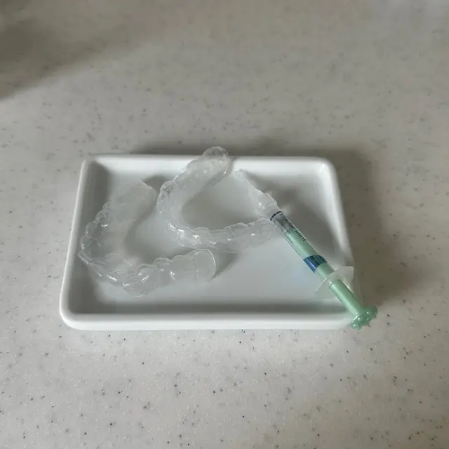 歯のホワイトニング始めました！の画像_1