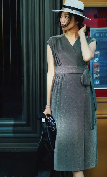 ライブには、きらめくラメ入りジャージー素の画像_1