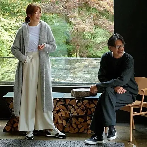 【50代 ファッション】暗くなりがちな冬の画像_6