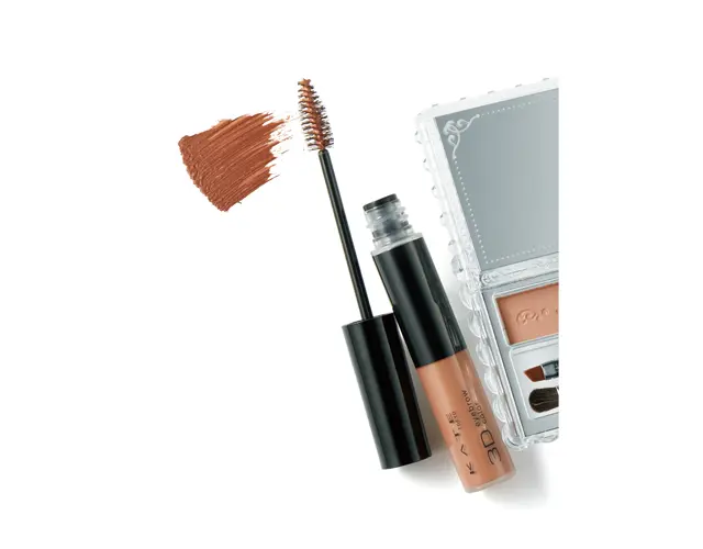 カネボウ化粧品　ケイト 3DアイブロウカラーN BR-3