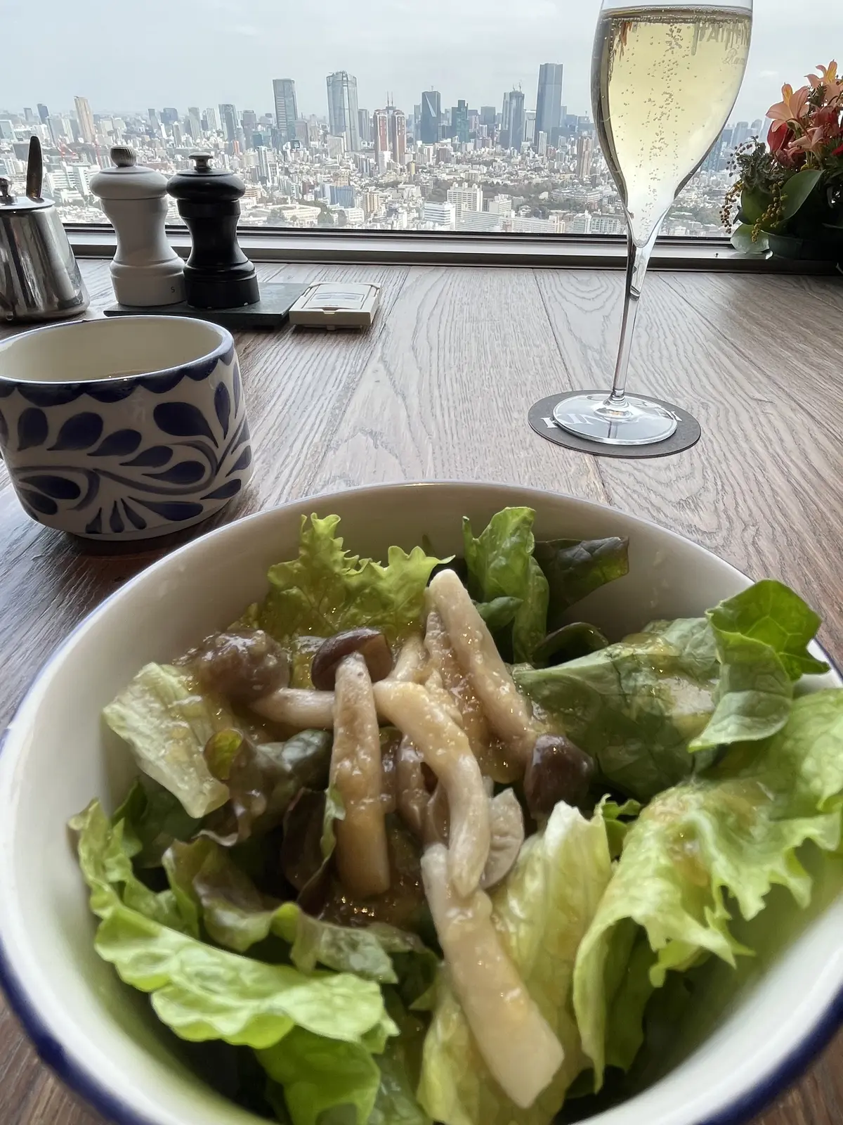 THE KINTAN STEAKサラダとスープ