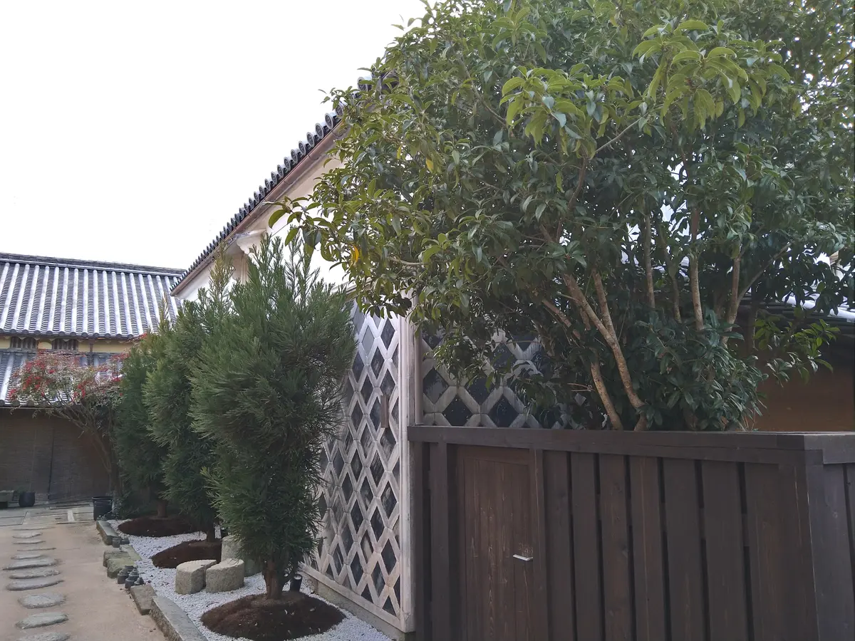 ニッポニア播磨福崎蔵書の館