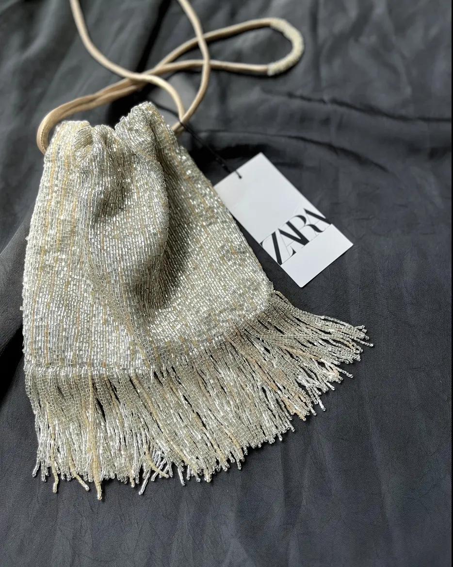 ZARAキラキラビーズbag★4コーデの画像_4