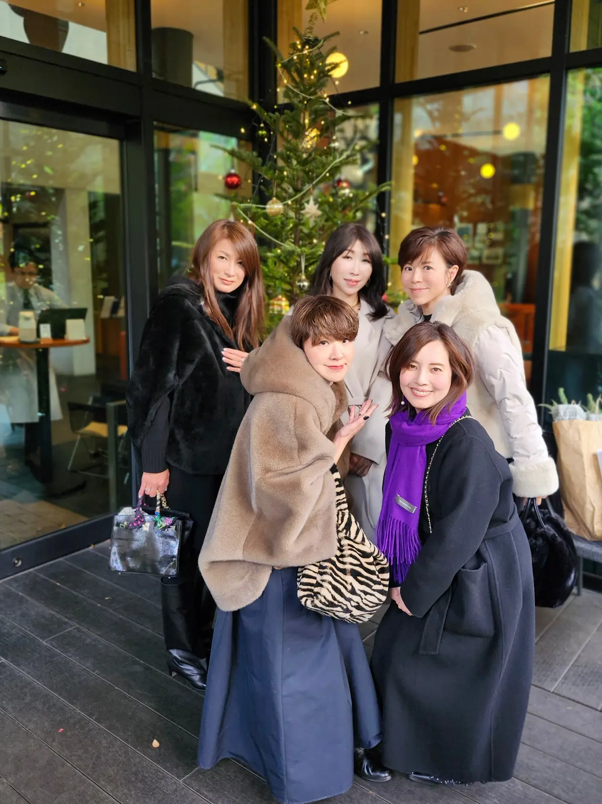 TWELVE GARDENS BAR&GRILL、溜池山王ランチ、40代ファッション、ZARAコーデ