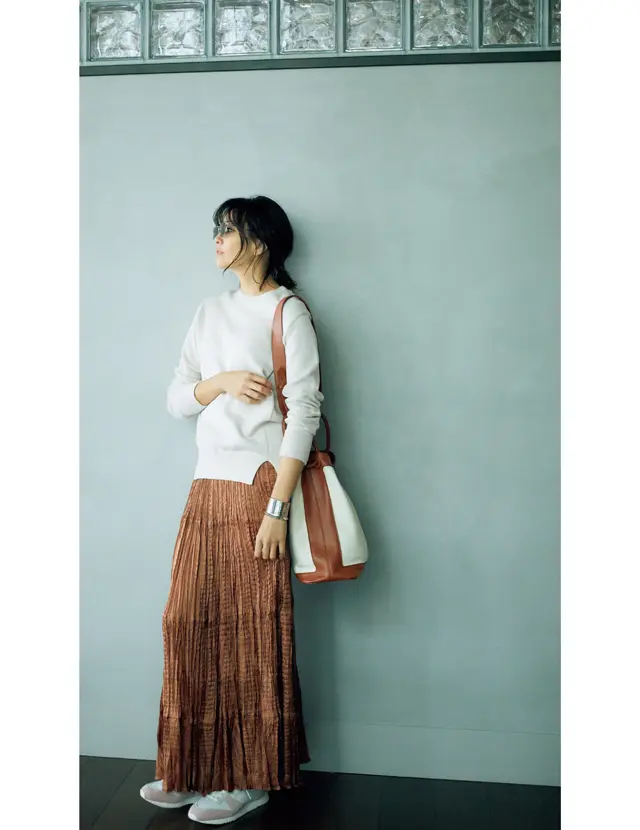 【50代着回しコーデ】季節を選ばない「オールシーズン使える服」が大活躍！