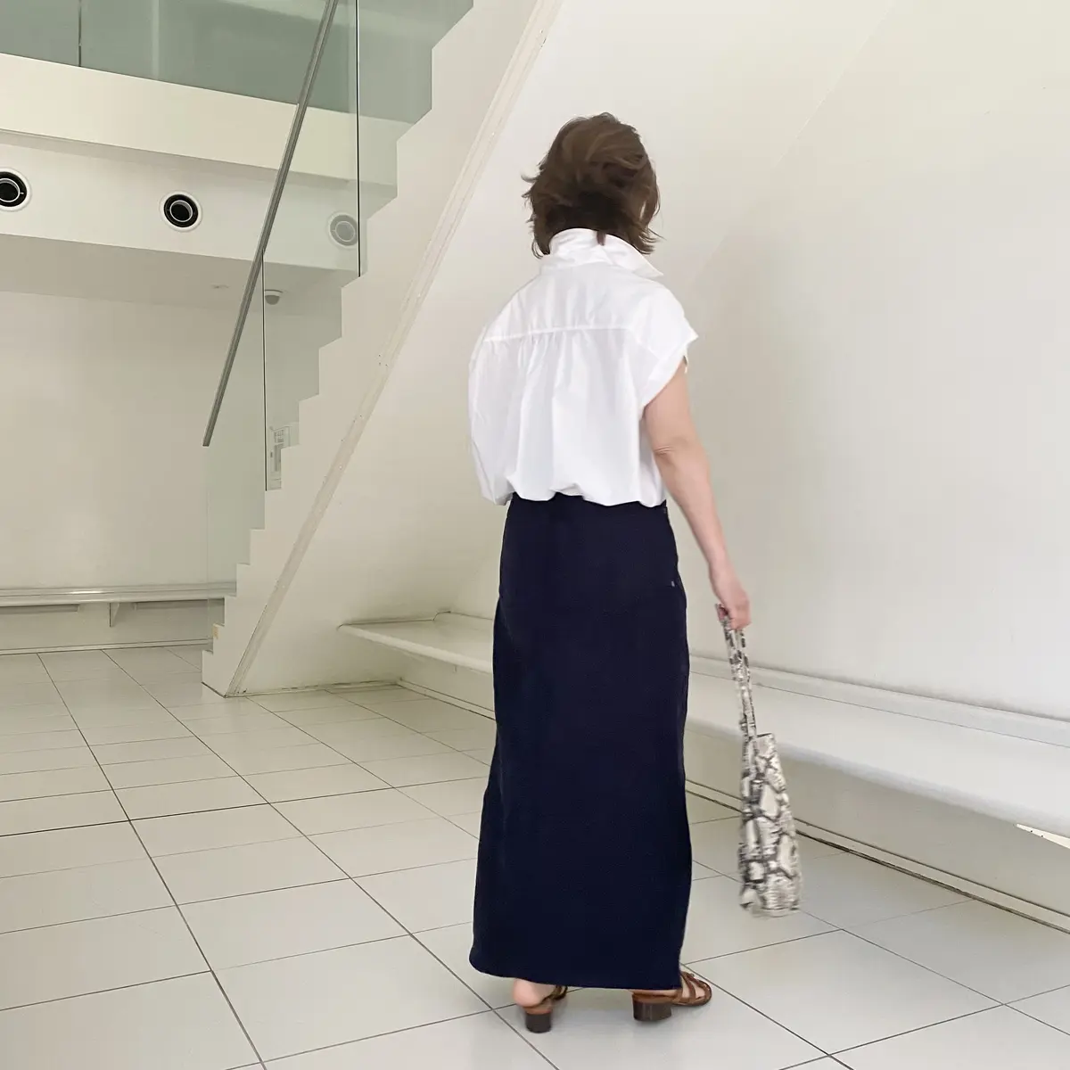 ZARAで見つけた涼やかブラウスの画像_2