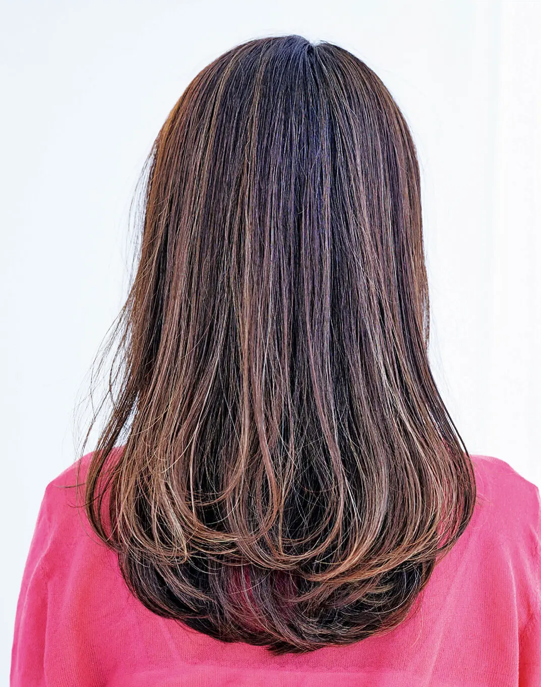 OurAge×Webエクラ　後ろから見たロングヘア　ヘアスタイル　40代50代