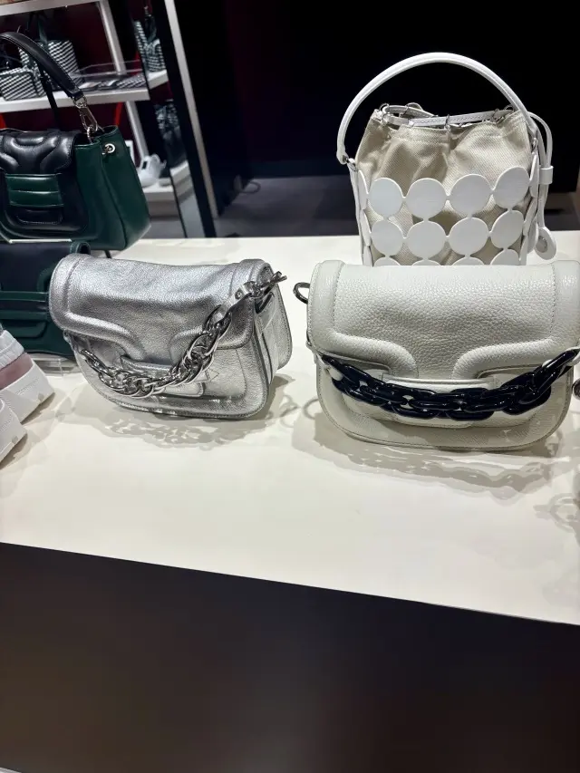 ピエールアルディバッグ