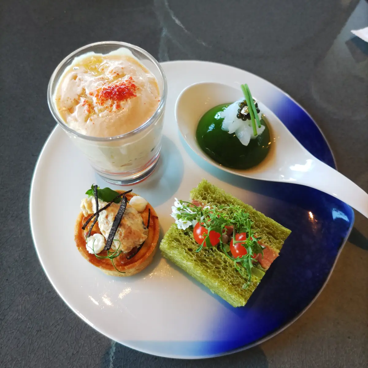 １番下の段のセイボリー