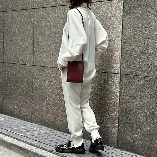 新色ネイビー登場！1600本超えの大ヒッの画像_10