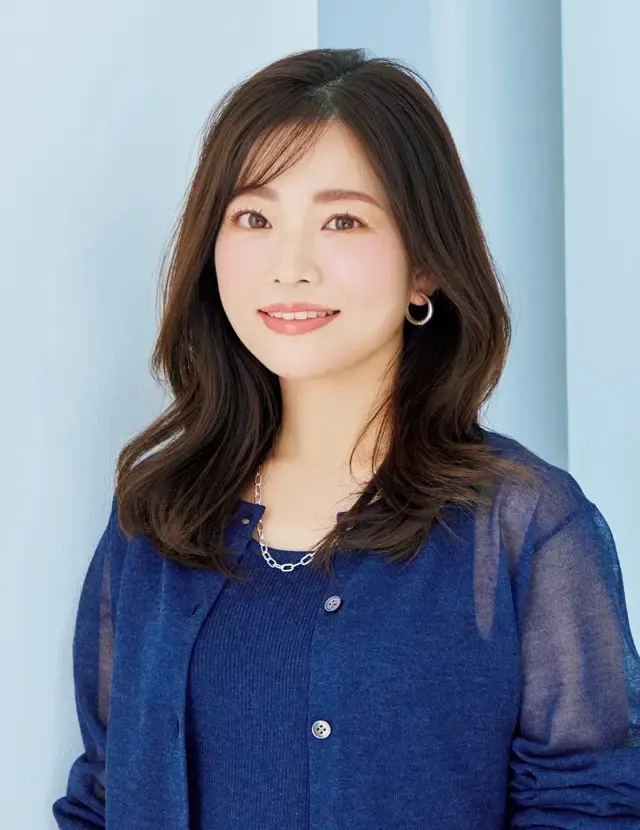 ▶︎▶︎レザーカットでつくる、“くびれセミロング”なら広がらずメリハリUP