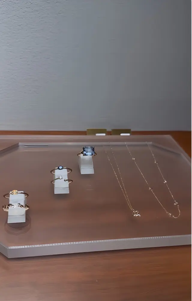 お出かけの日のオールブラックコーデ。の画像_3