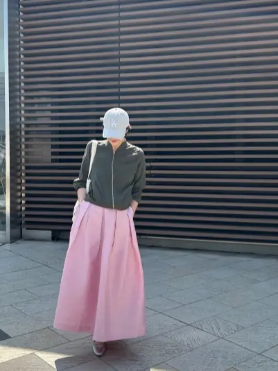 ピンク×カーキでお花見コーデの画像_3
