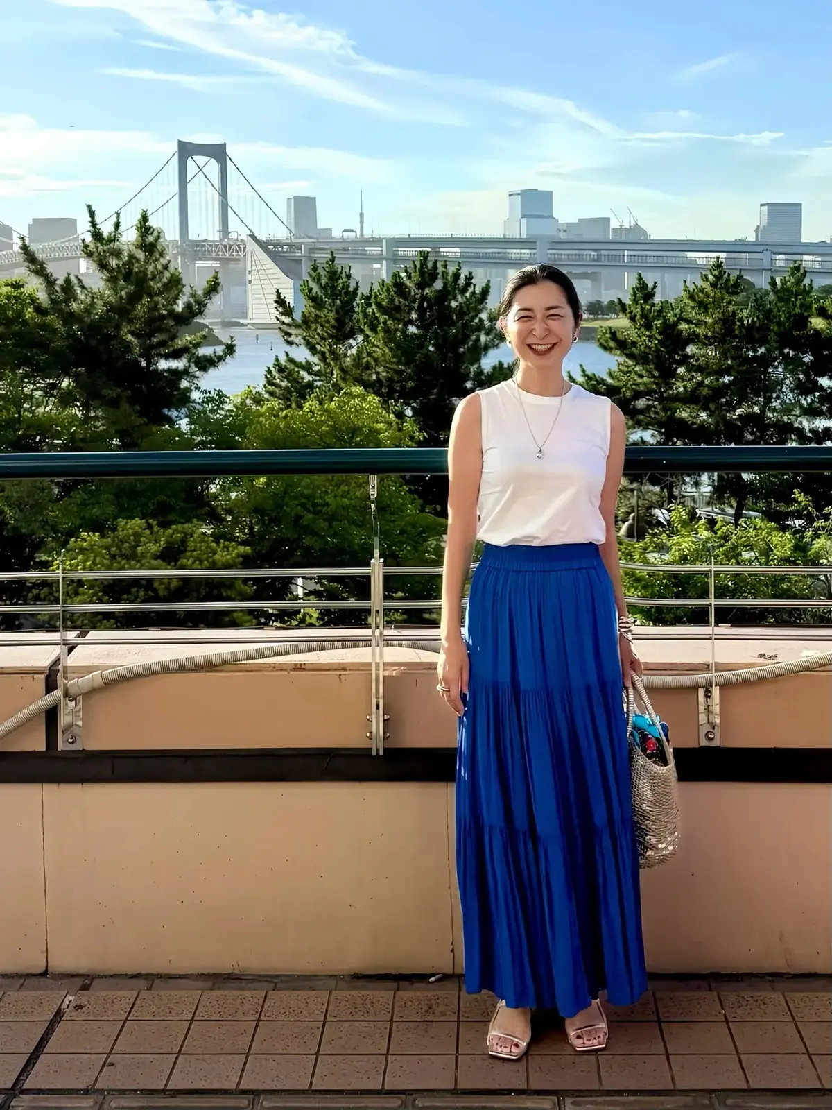 GU サンダル／ユニクロ ノースリーブ白Tシャツ愛用 エクラ華組 松ヶ崎由紀子さん