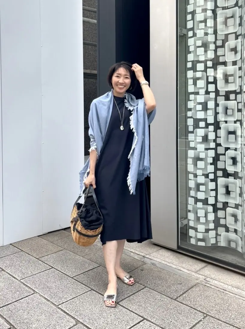 JENNEワンピースコーデ