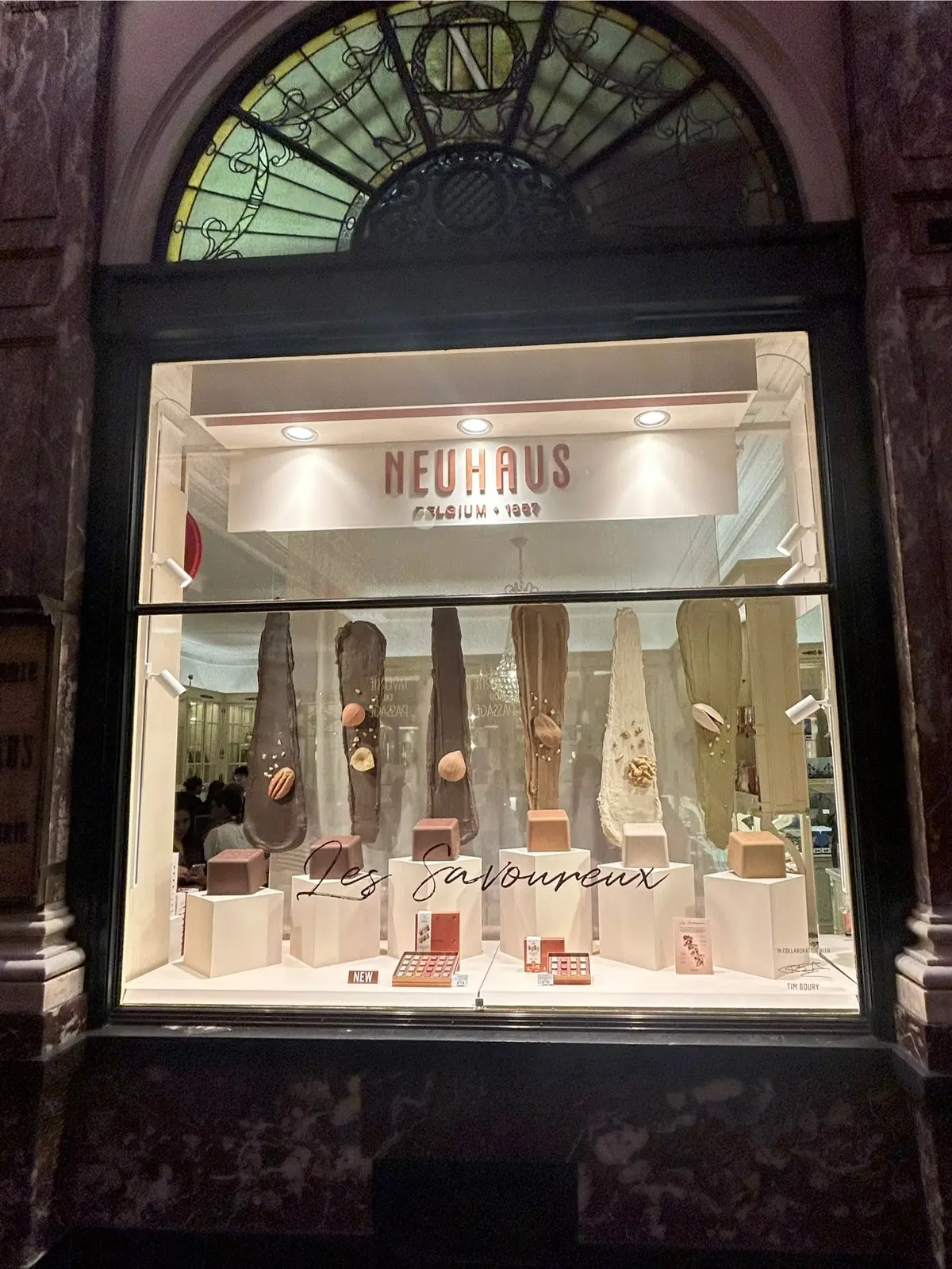 NEUHAUS    ノイハウス　　ベルギー　チョコレート