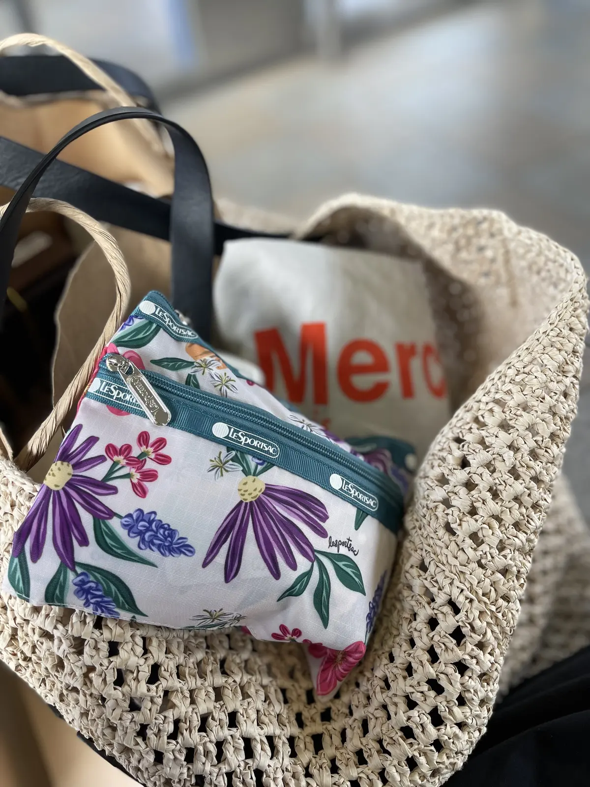 レスポートサック×エクラ　大人の花柄ポーの画像_1