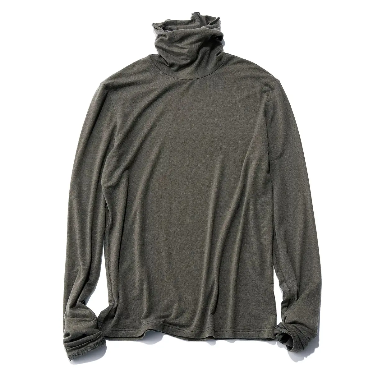 一枚で、レイヤードで。旬スタイリングのマの画像_8