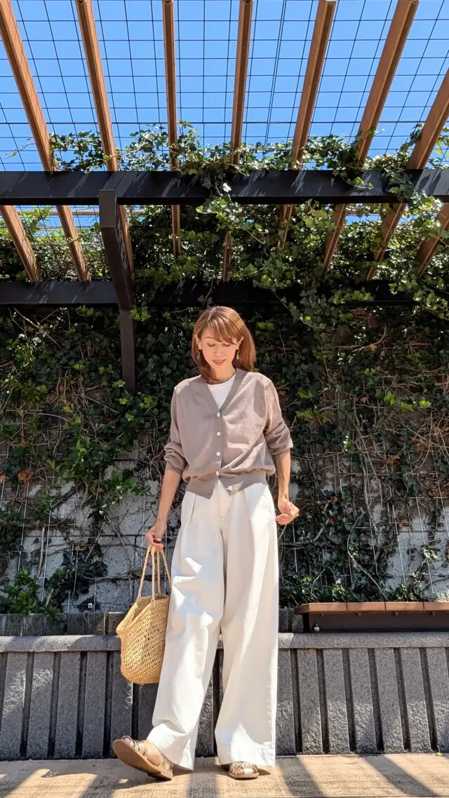デニム　ビジュ付きデニム　ホワイトデニム　ワイドデニム　ZARA