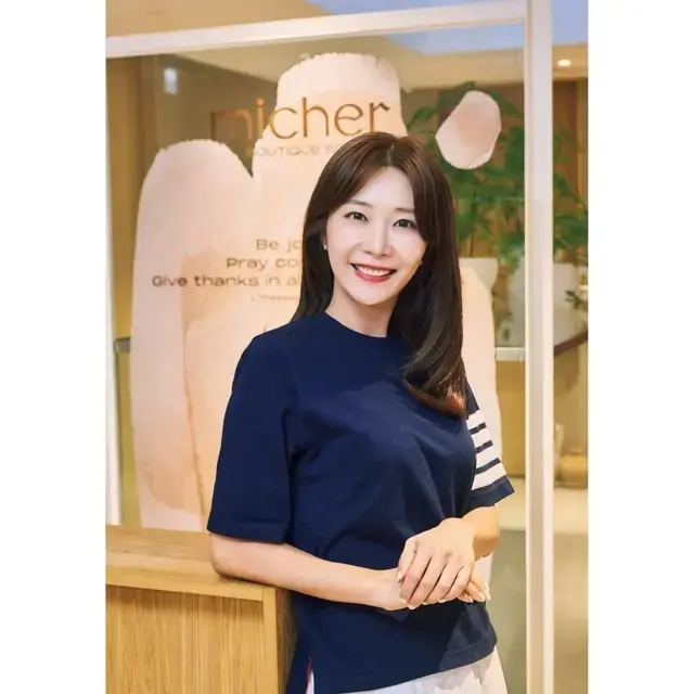 オーナーのイ・ジョンミンさんは元KBSのアナウンサー