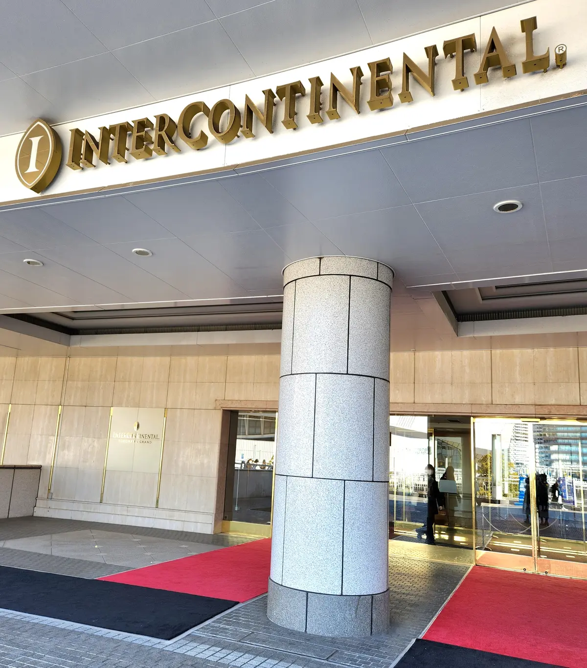 空と海と苺パフェ🍓の画像_1