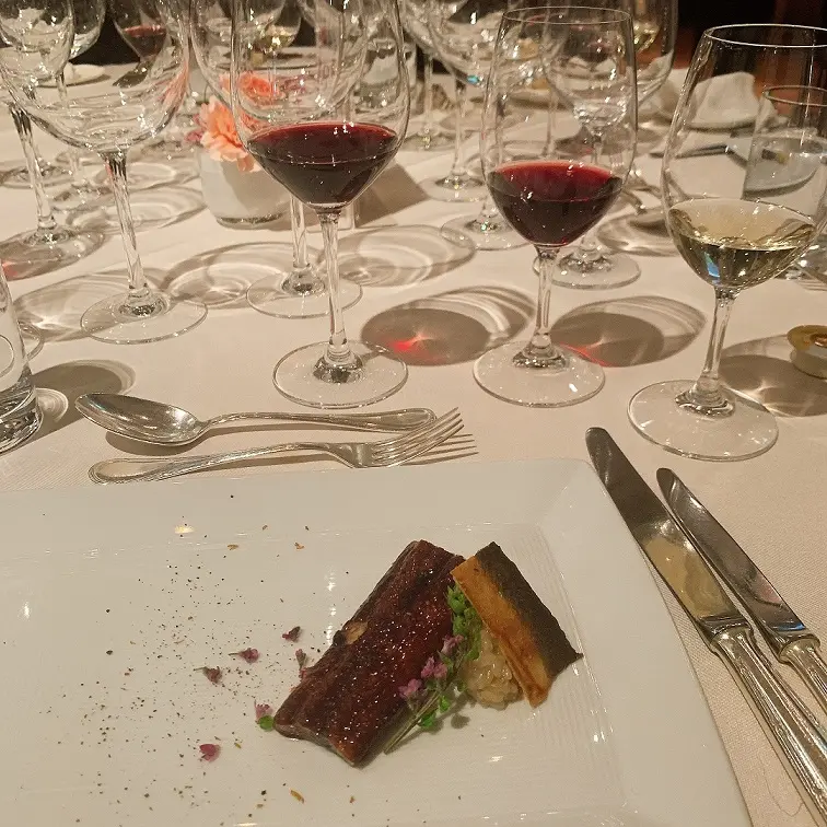 ラ・ロシェル ボジョレー合う料理「鰻のマトロット　山椒の香りとともに