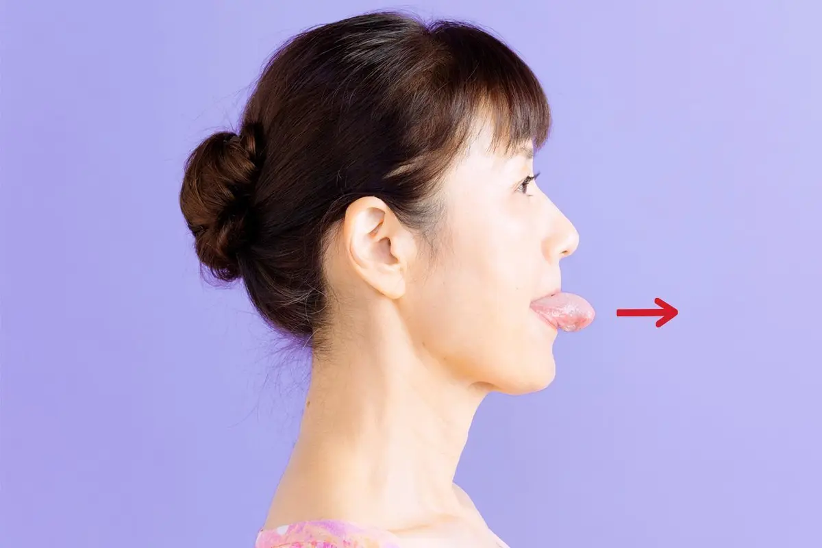 OurAge×Webエクラ　リンパケア　蝶形骨　舌トレ　前に出す