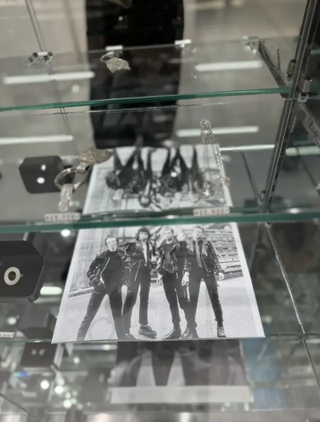 先月オープンのニューマン高輪、新しいスタの画像_9