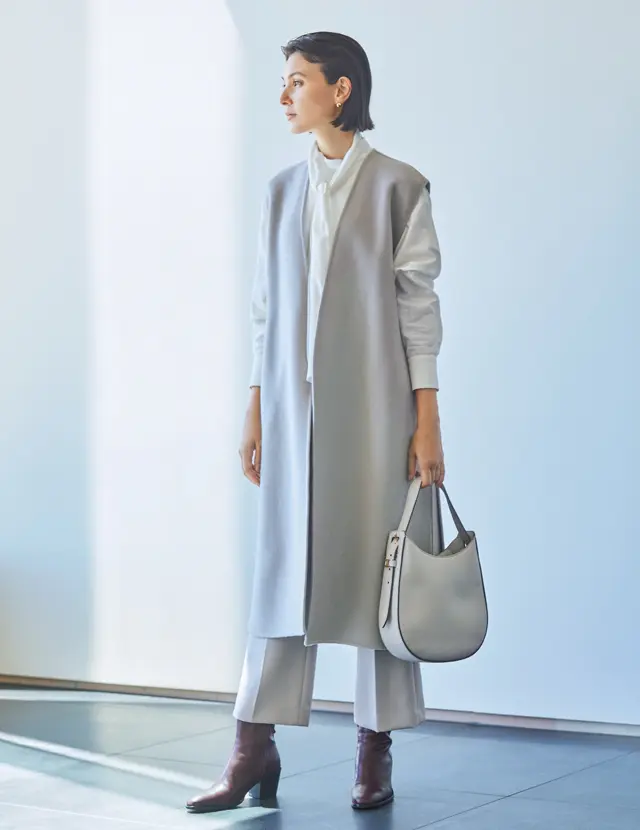 ドゥロワーのジレの田沢美亜