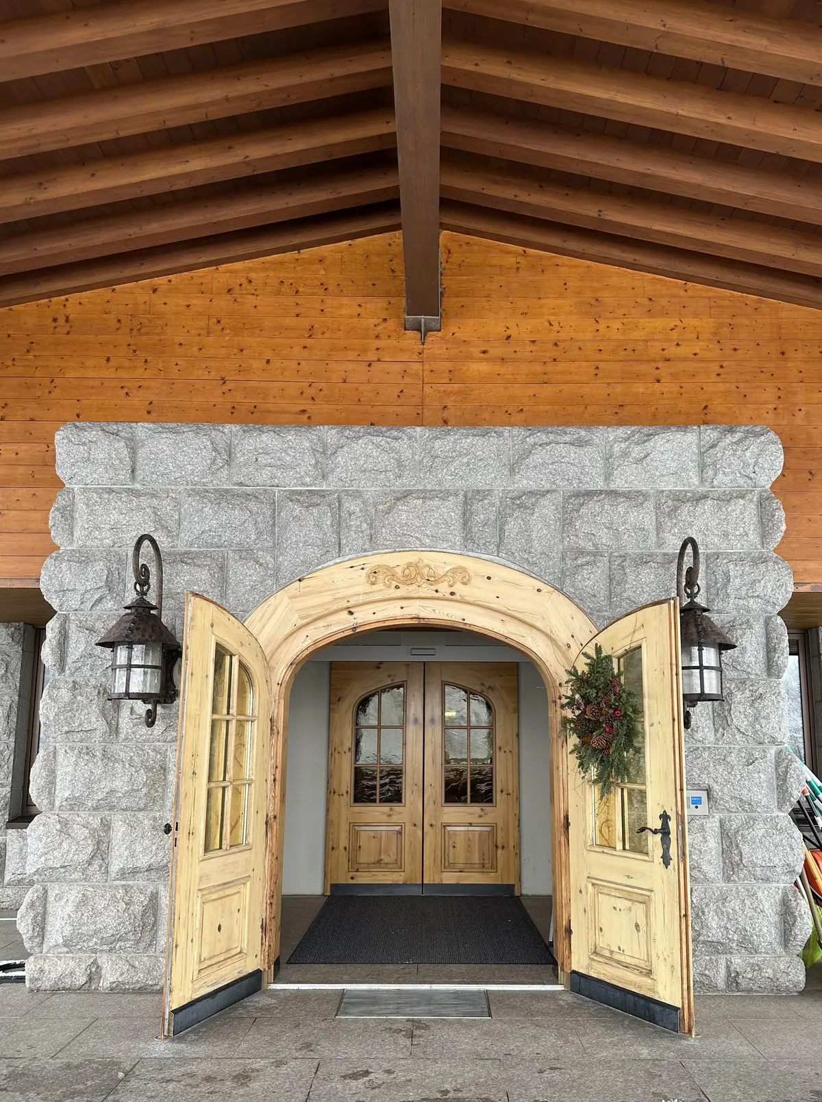 今季初滑りは毎年恒例の奥志賀高原での画像_2