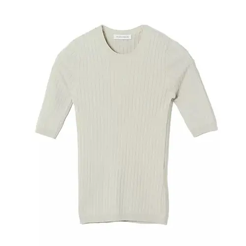 今取り入れるべきは、ハッとするような光のの画像_3